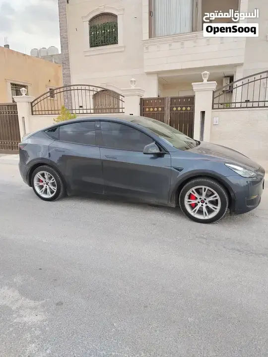 Tesla Model Y 2021 photo 2