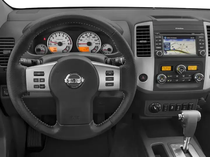Nissan Frontier 2016 photo 4