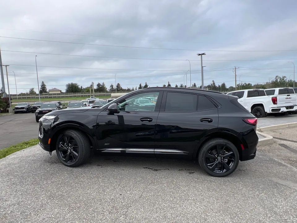 Buick Envision 2026 photo 2
