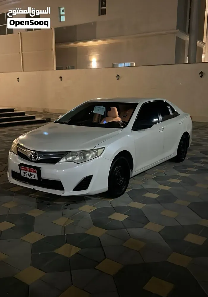 Toyota Camry 2014 photo 2