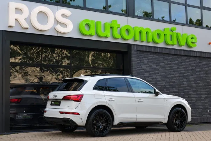 Audi Q5 2022 photo 2