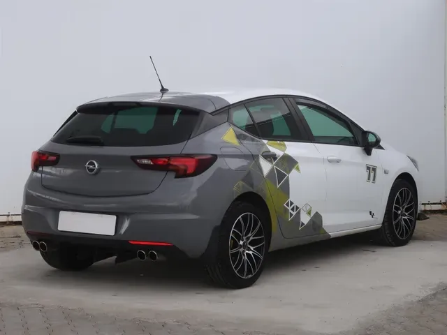 Opel Astra 2016 photo 4
