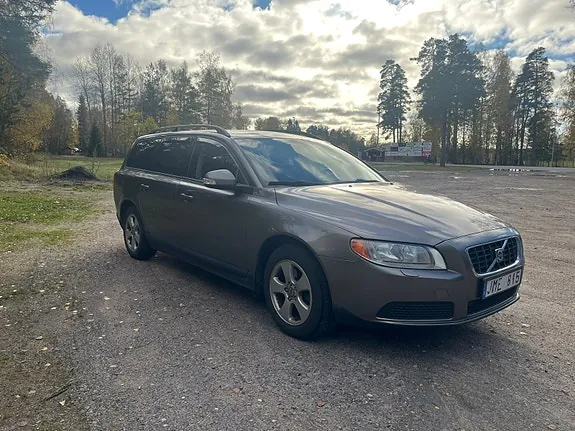 Volvo V70 2009 photo 4