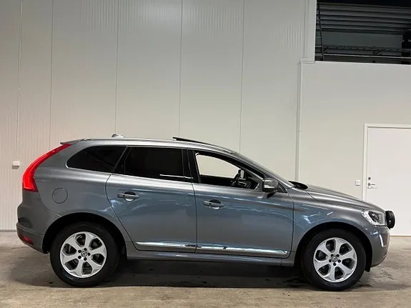 Volvo Xc60 2016 photo 2