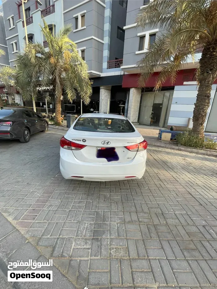 Hyundai Elantra 2012 photo 4