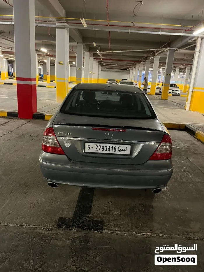Mercedes-Benz E-Class 2009 photo 2