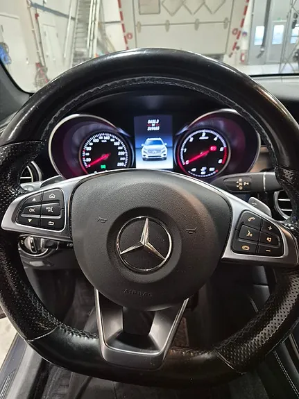 Mercedes-Benz Glc250 D 2016 photo 3