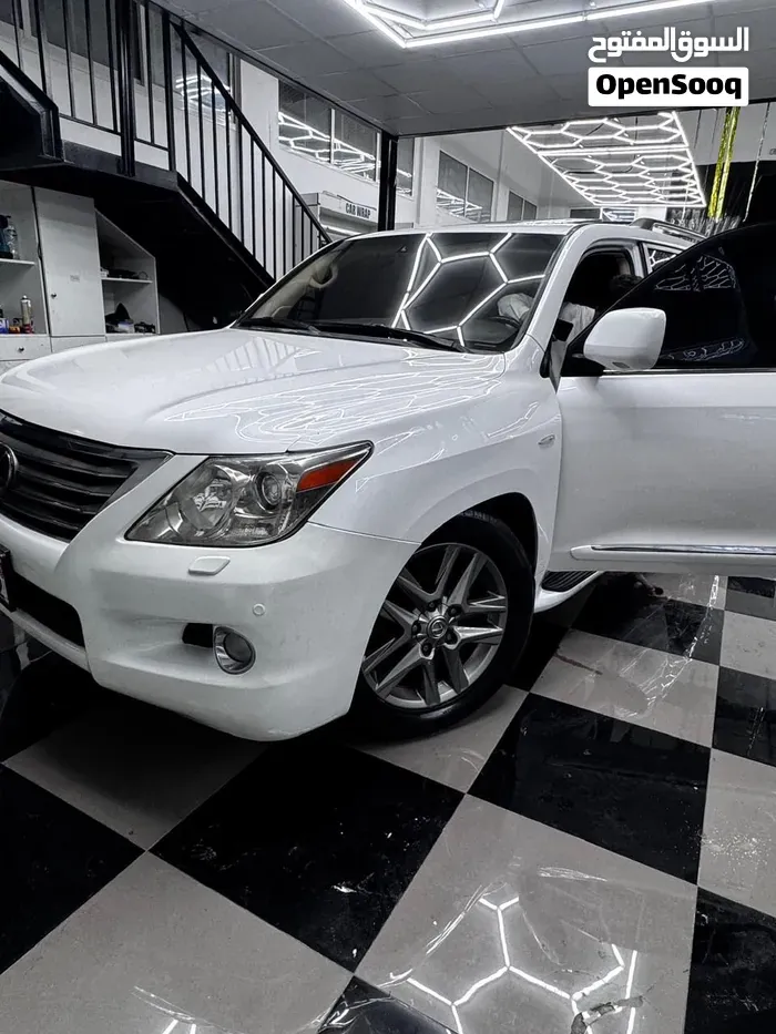 Lexus Lx 570 2009 photo 2