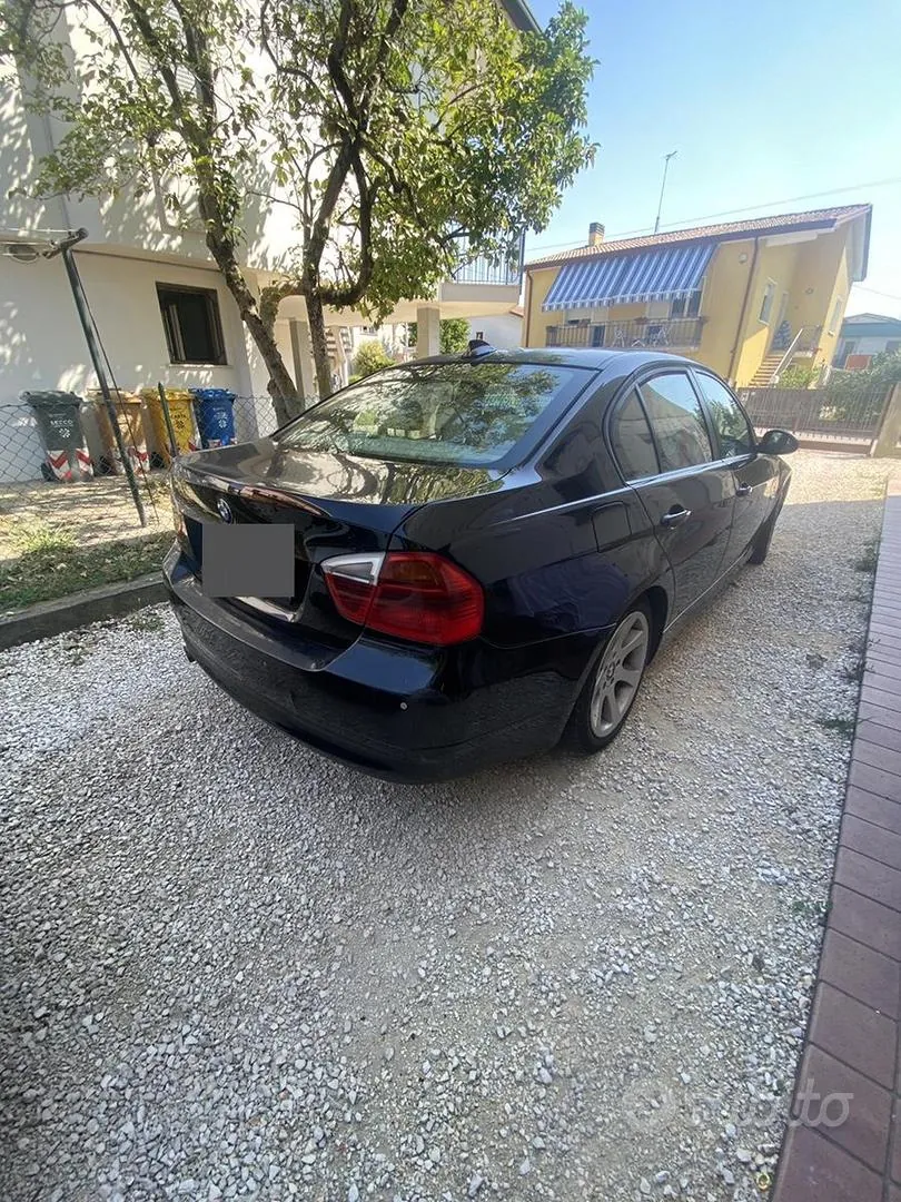 BMW 3 Series 2006 photo 2