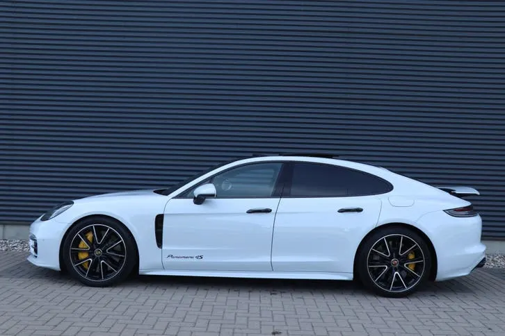Porsche Panamera 2020 photo 2