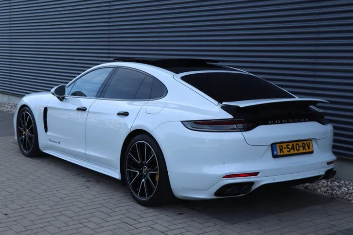 Porsche Panamera 2020 photo 3