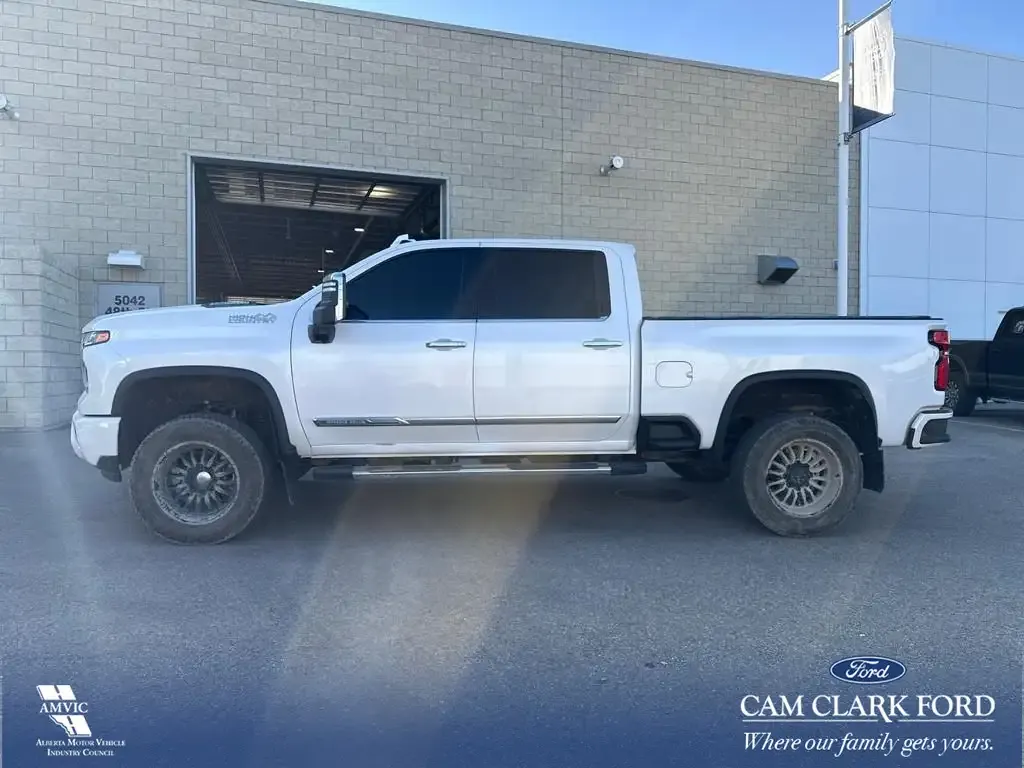 Chevrolet Silverado 3500 2025 photo 3