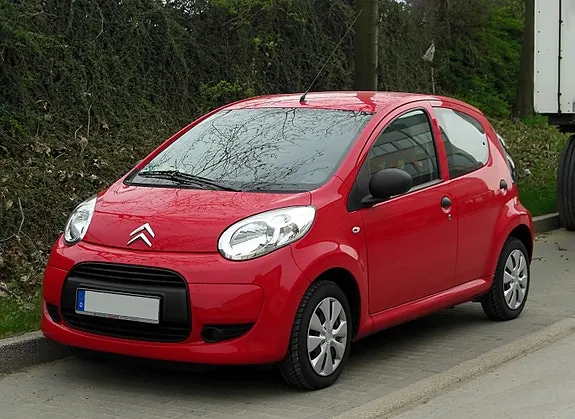 Peugeot 107 2012 photo 2