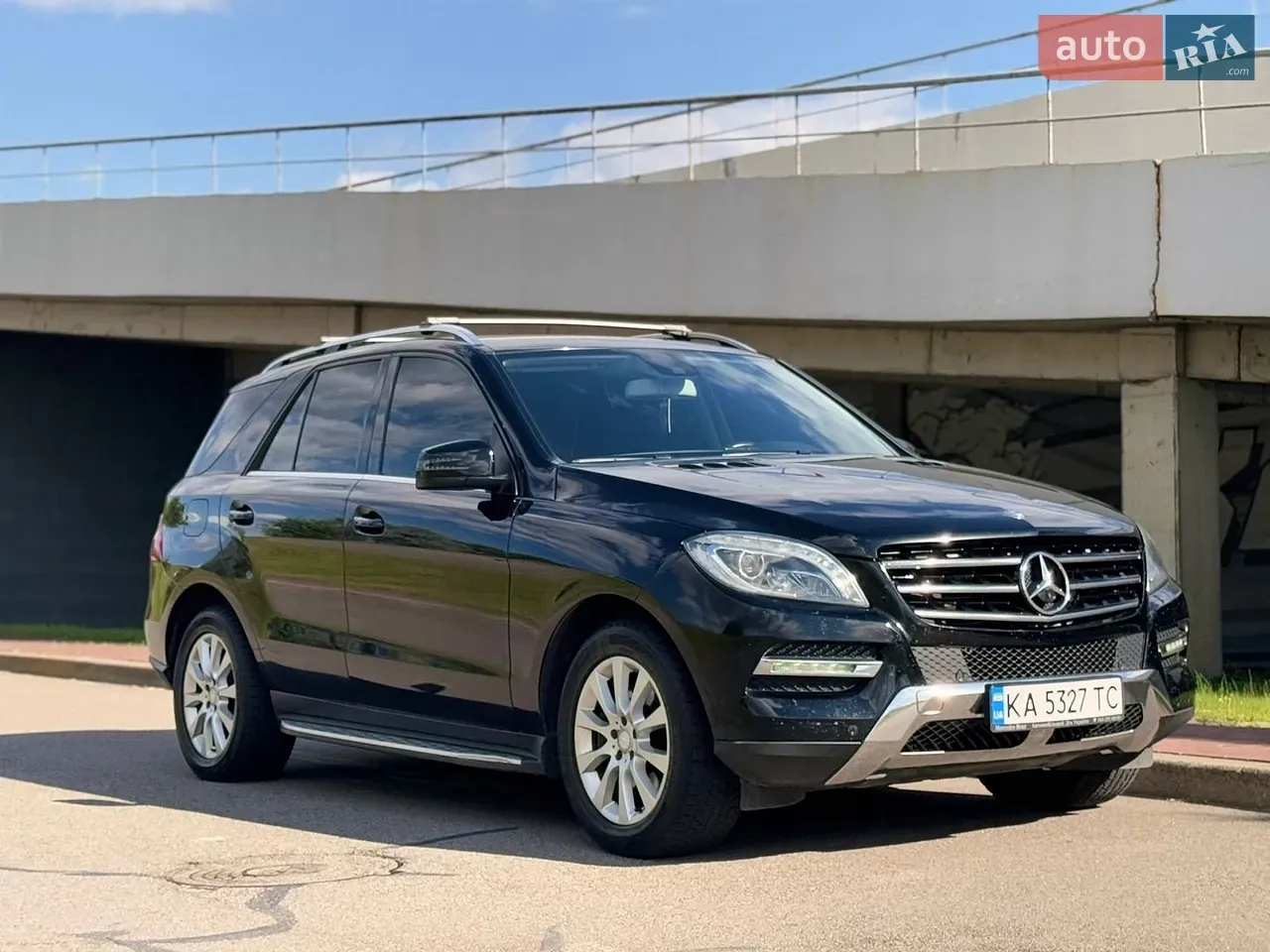 Mercedes-Benz M-Class 2013 photo 2