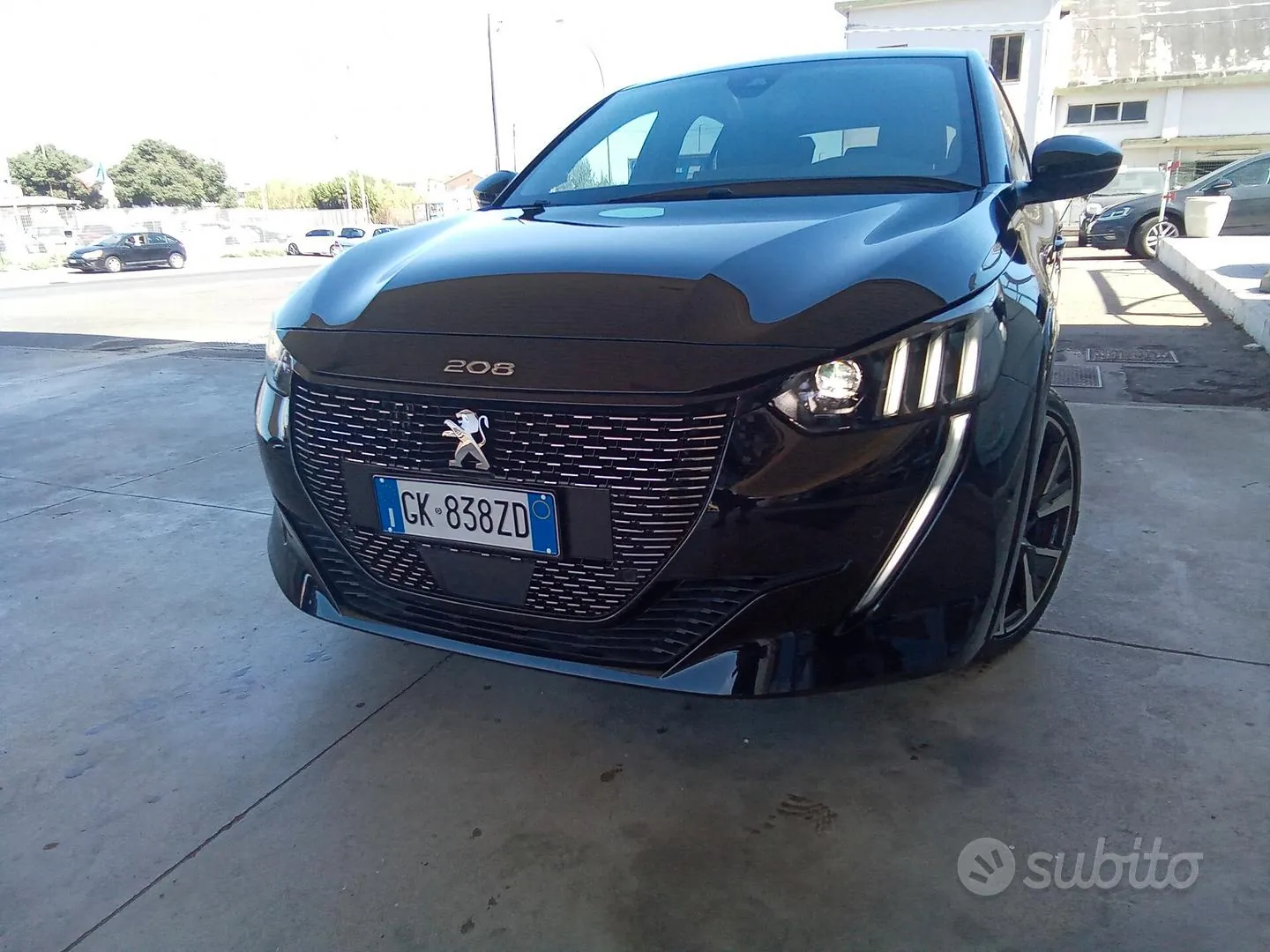 Peugeot 208