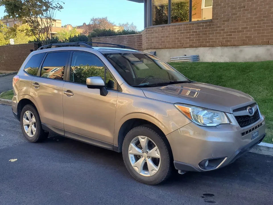 Subaru Forester 2015 photo 2