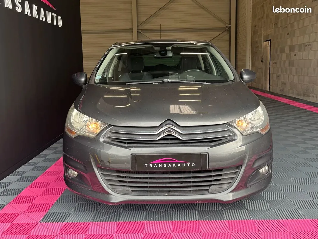 Citroen C4 2013 photo 2