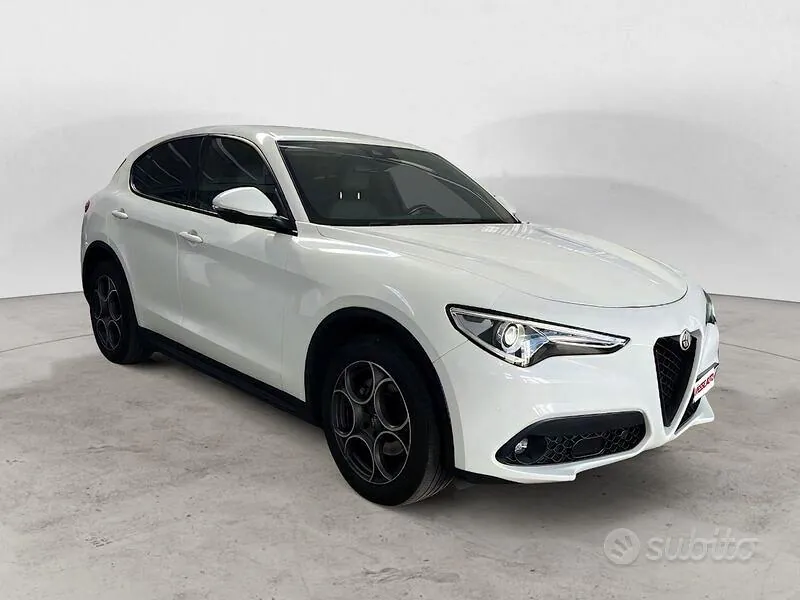 Alfa Romeo Stelvio 2022 photo 3