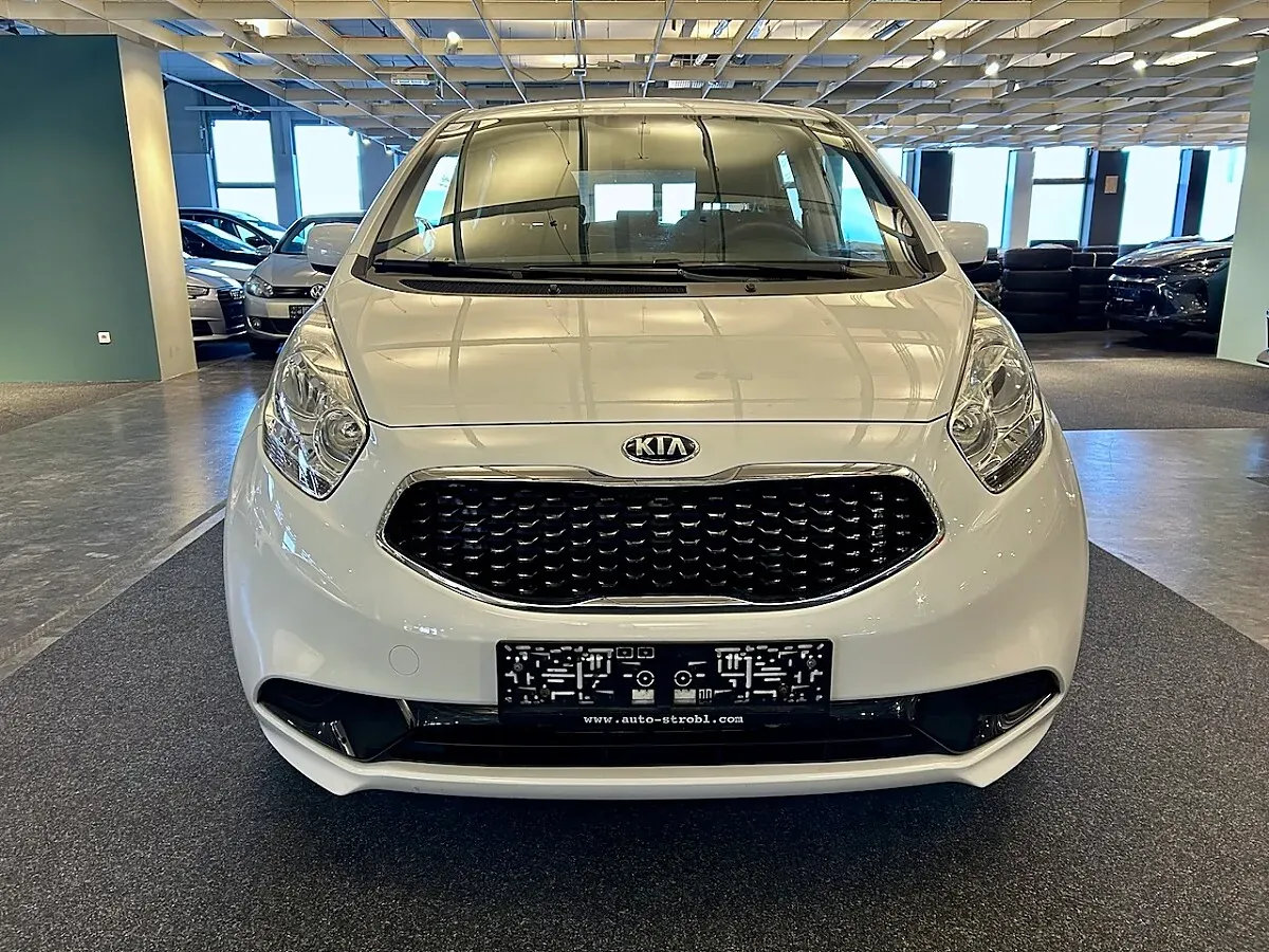 Kia Venga 2016 photo 2