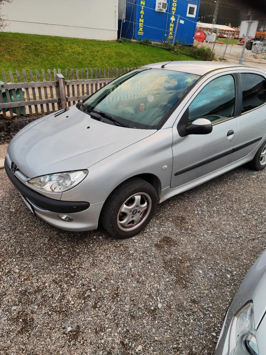 Peugeot 206 2007 photo 3