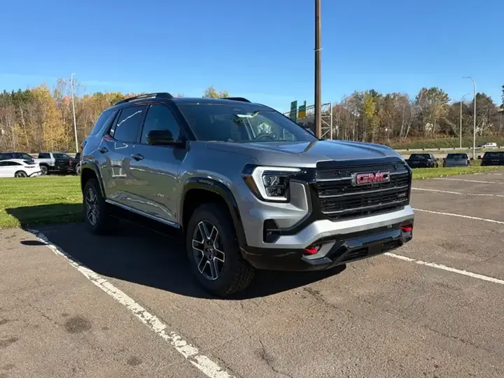 GMC Terrain 2027 photo 3