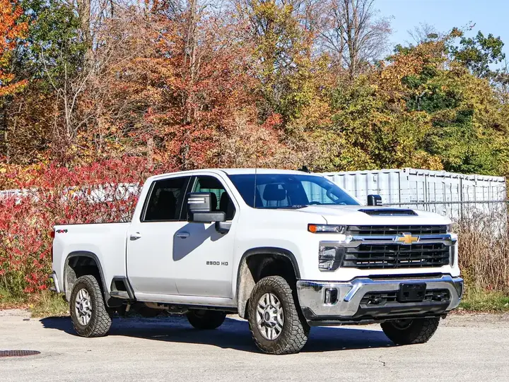 Chevrolet Silverado 2500 2025 photo 4