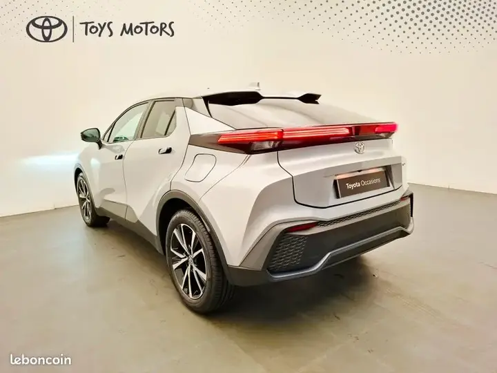 Toyota C-Hr 2024 photo 3