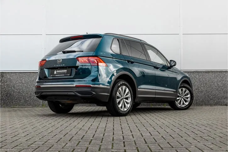 Volkswagen Tiguan 2023 photo 2