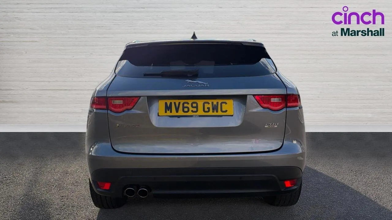 Jaguar F-Pace 2019 photo 4