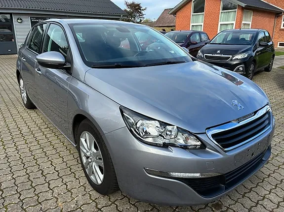Peugeot 308 2013 photo 2