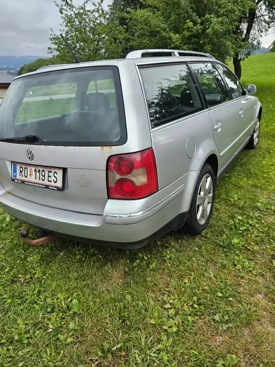 Volkswagen Passat 2002 photo 3