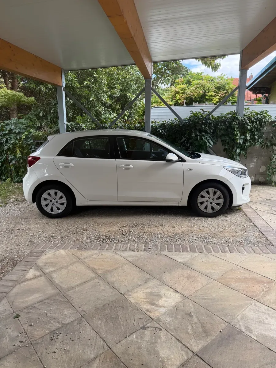 Kia Rio 2018 photo 3