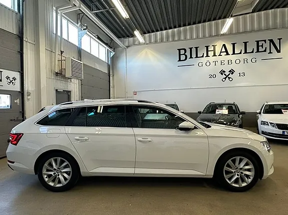 Skoda Superb 2019 photo 3
