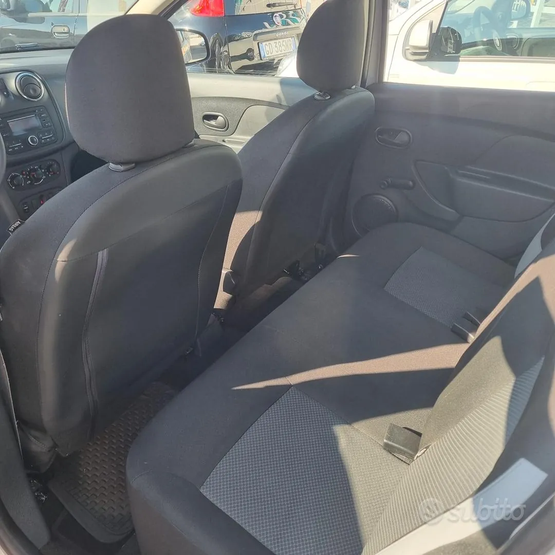 Dacia Sandero 2016 photo 3
