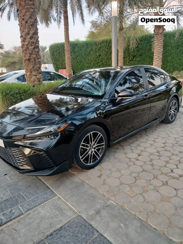 Toyota Camry 2025 photo 2