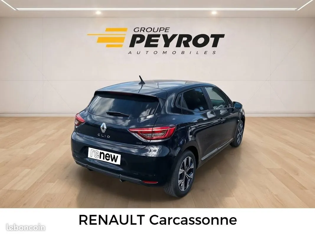 Renault Clio 2024 photo 3