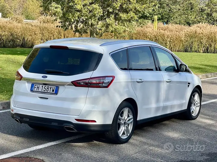 Ford S-Max 2017 photo 4