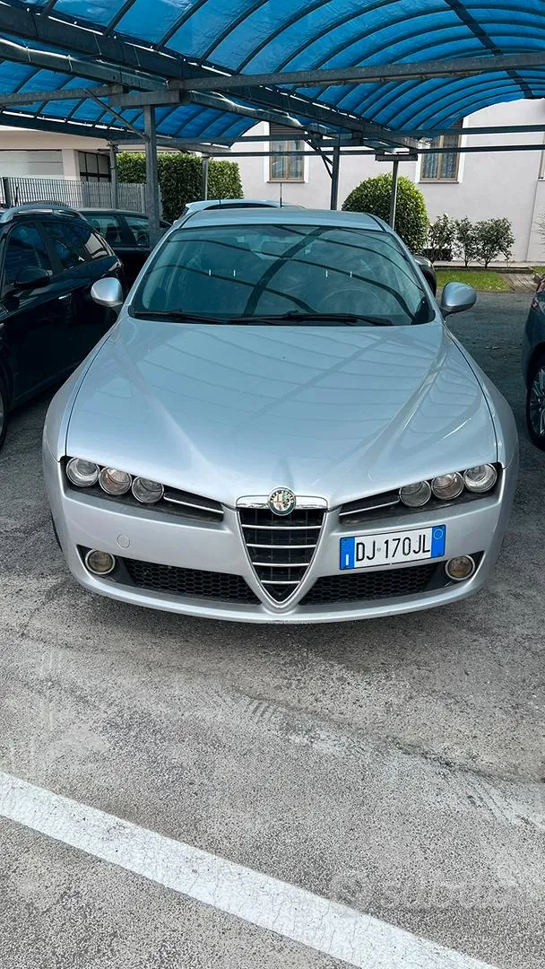 Alfa Romeo 159