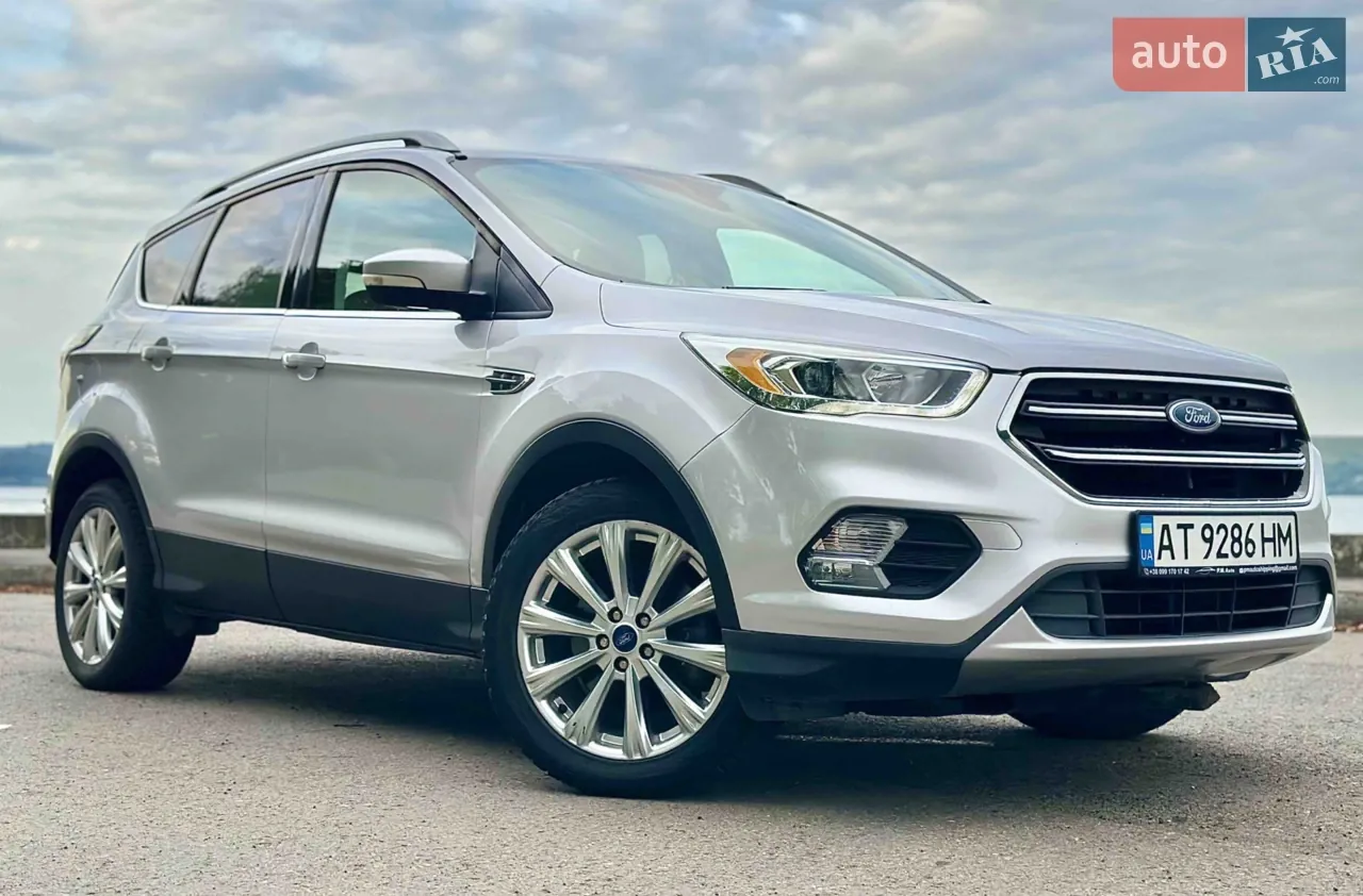 Ford Escape 2016 photo 2