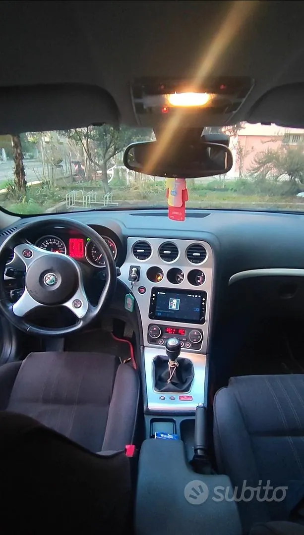 Alfa Romeo 159 2006 photo 5
