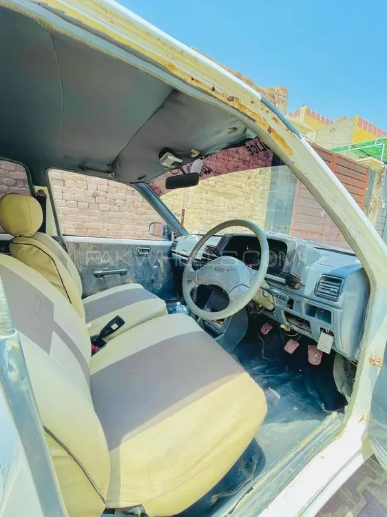 Suzuki Khyber