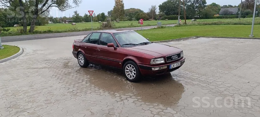 Audi 80