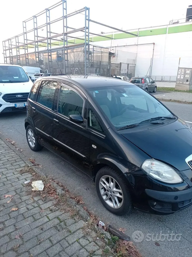 Lancia Musa 2007 photo 4