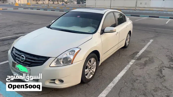 Nissan Altima 2010 photo 5