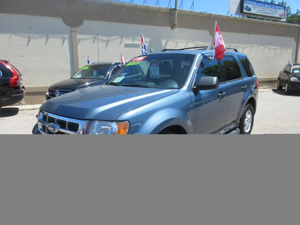 Ford Escape 2011 photo 3