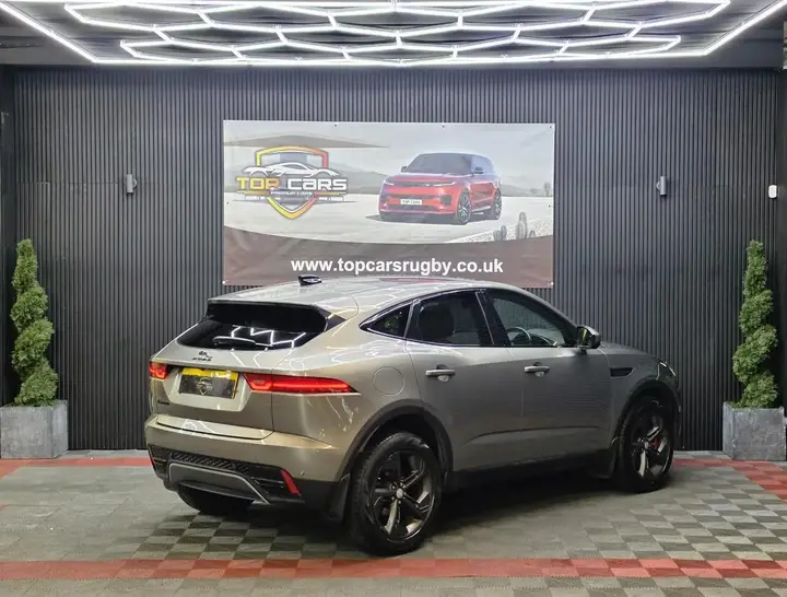 Jaguar E-Pace 2021 photo 5