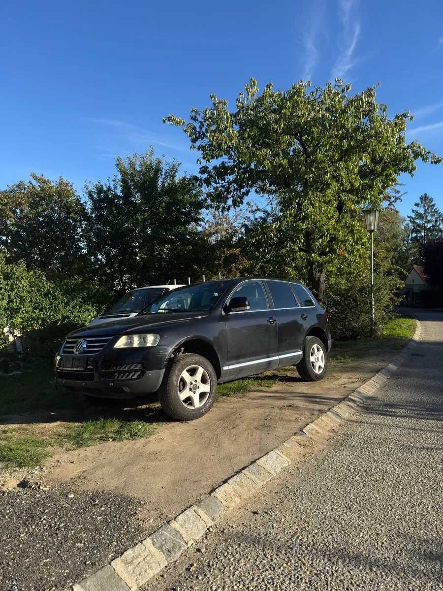 Volkswagen Touareg 2005 photo 2