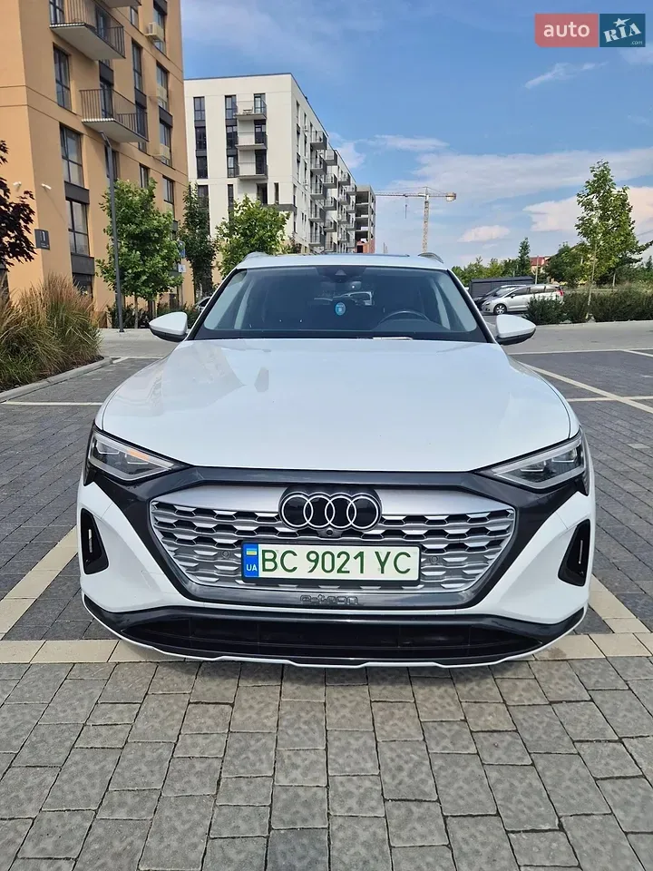 Audi E-Tron 2023 photo 2