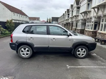 Hyundai Tucson 2005 photo 2