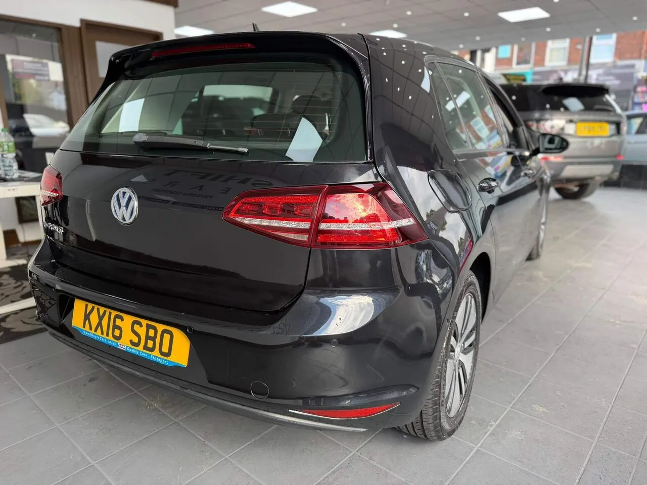 Volkswagen E-Golf 2016 photo 5